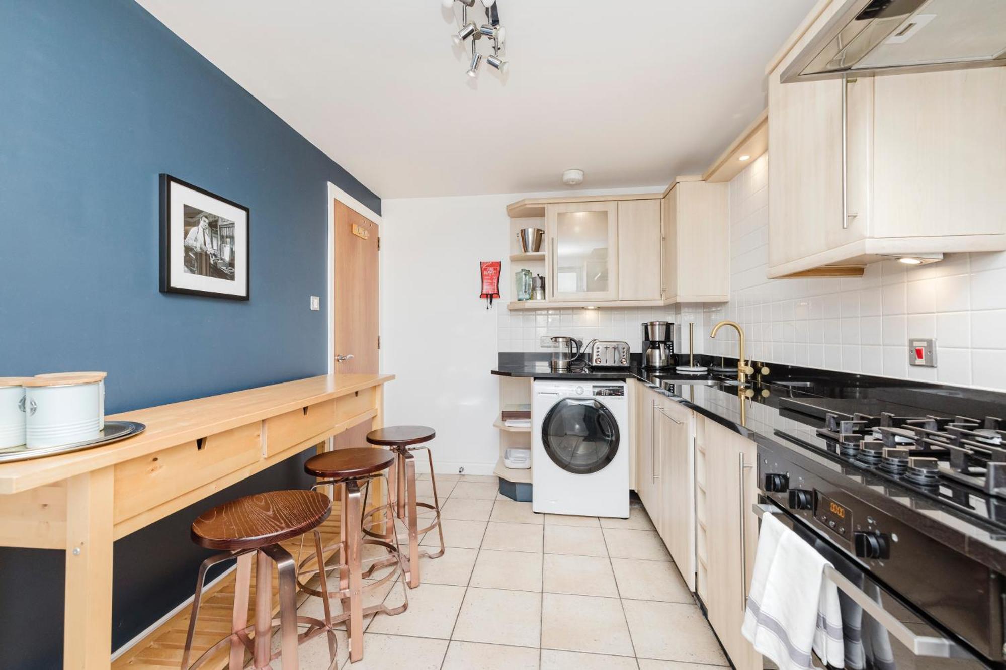 Joivy Stylish Apartment With Balcony In Old Town EDI Exterior foto