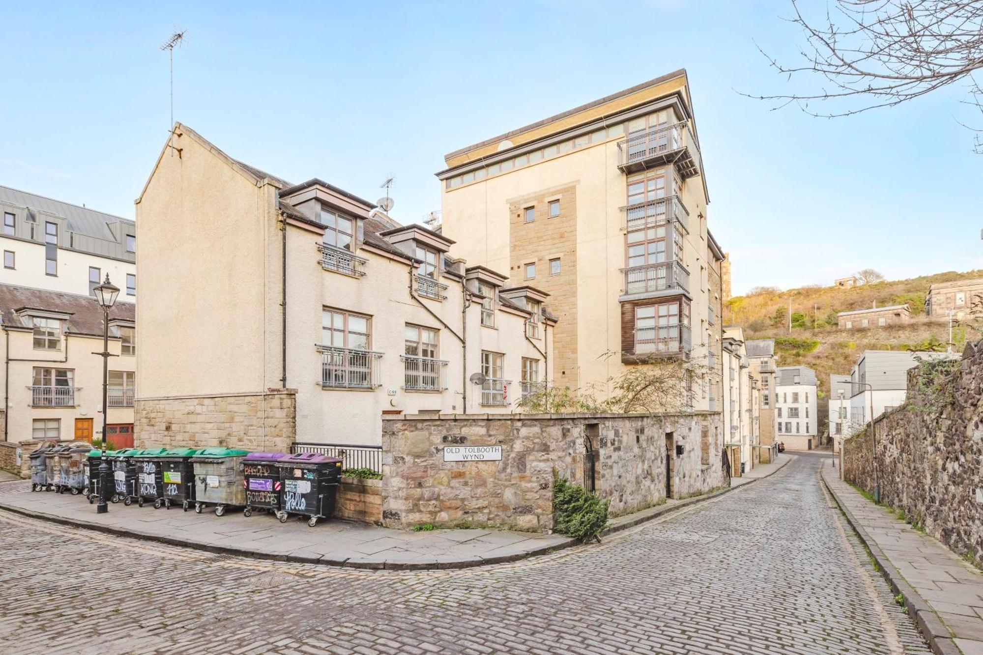 Joivy Stylish Apartment With Balcony In Old Town EDI Exterior foto