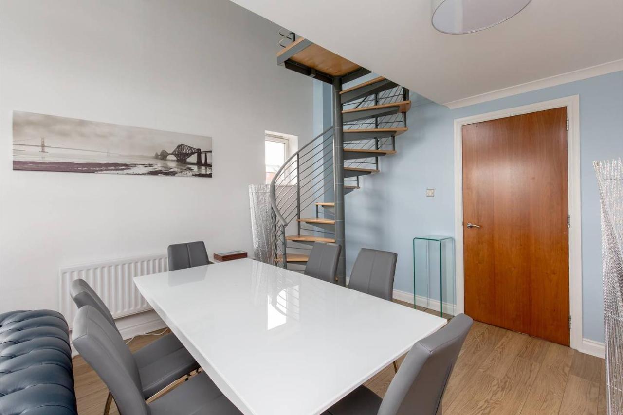 Altido Cool Space Old Town 3Bed Apt With Balcony And Parking Edinburgh Exterior foto